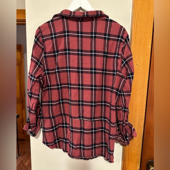 Boutique Flannel. Says 3x but fits like Large! - Picture 3 of 3